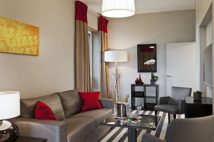 Imagen de la habitación del Hotel Doubletree By Hilton Lyon Eurexpo. Foto 6