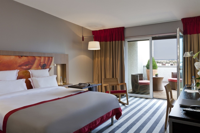 Imagen de la habitación del Hotel Doubletree By Hilton Lyon Eurexpo. Foto 8