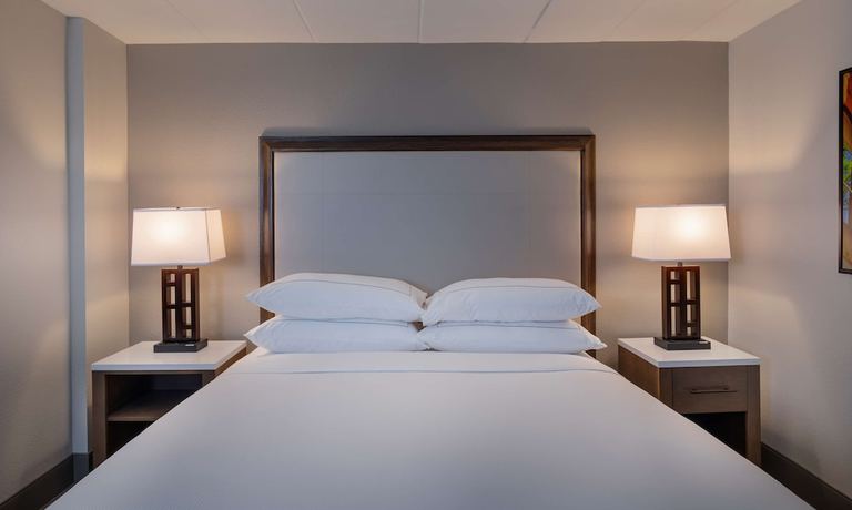 Imagen de la habitación del Hotel Doubletree By Hilton Madison East. Foto 4