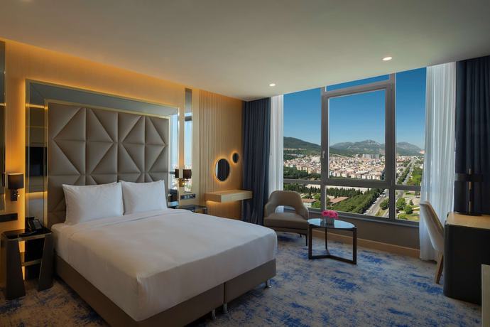 Imagen de la habitación del Hotel Doubletree By Hilton Manisa. Foto 6