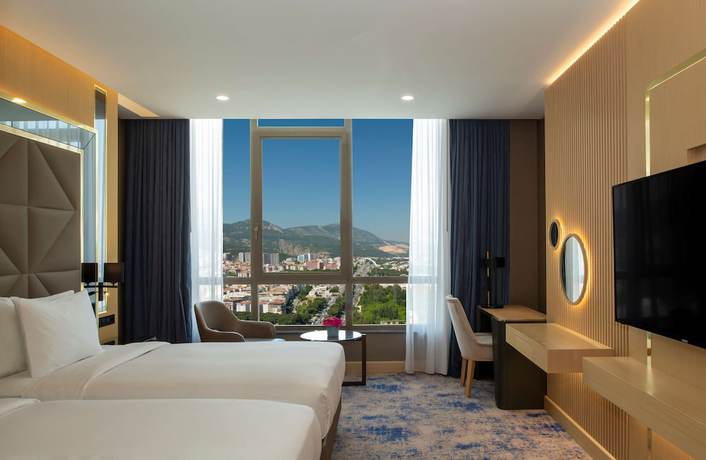 Imagen de la habitación del Hotel Doubletree By Hilton Manisa. Foto 10