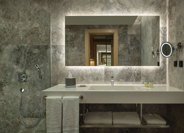 Imagen de la habitación del Hotel Doubletree By Hilton Manisa. Foto 13