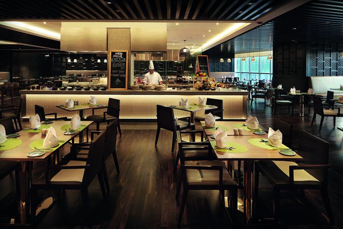 Imagen del bar/restaurante del Hotel Doubletree By Hilton Melaka. Foto 5