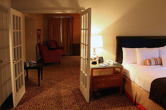 Imagen de la habitación del Hotel Doubletree By Hilton Memphis Downtown. Foto 3