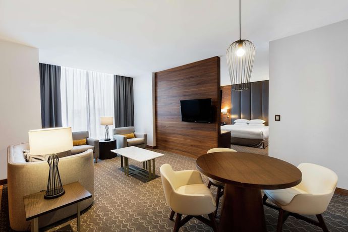 Imagen de la habitación del Hotel Doubletree By Hilton Mexico City Santa Fe. Foto 4