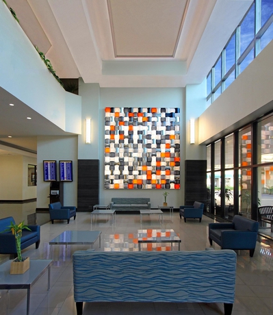 Imagen de los interiores del Hotel Doubletree By Hilton Miami Airport and Convention Center. Foto 11