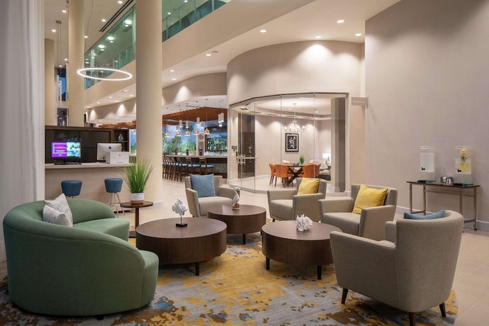 Imagen de los interiores del Hotel Doubletree By Hilton Miami - Doral, Fl. Foto 19