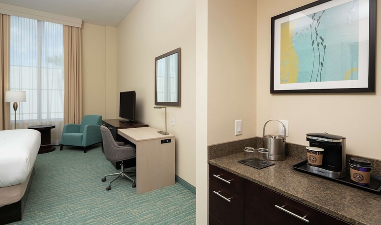 Imagen de la habitación del Hotel Doubletree By Hilton Miami - Doral, Fl. Foto 12