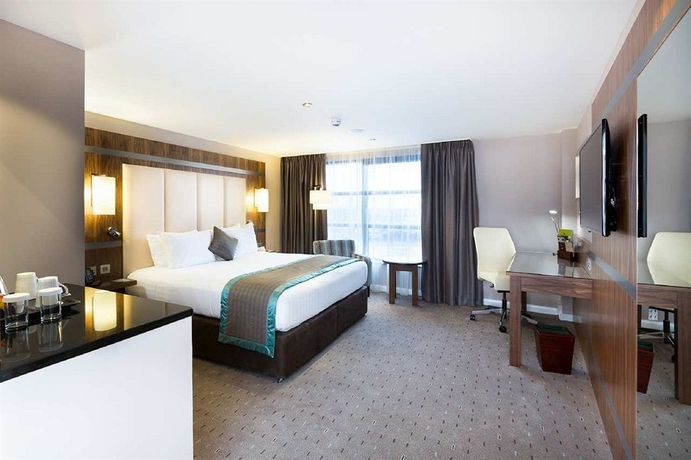 Imagen de los interiores del Hotel Doubletree By Hilton Milton Keynes. Foto 14