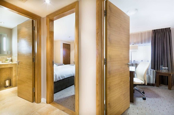 Imagen de los interiores del Hotel Doubletree By Hilton Milton Keynes. Foto 15