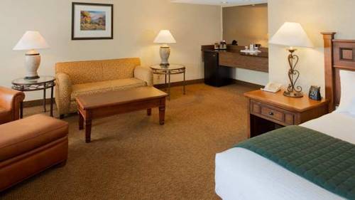 Imagen de la habitación del Hotel Doubletree By Hilton Missoula Edgewater. Foto 3