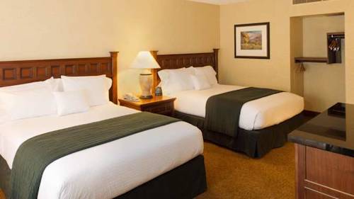 Imagen de la habitación del Hotel Doubletree By Hilton Missoula Edgewater. Foto 4