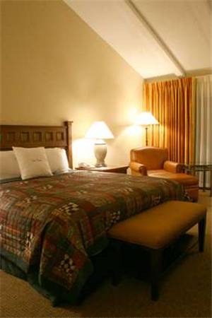 Imagen de la habitación del Hotel Doubletree By Hilton Missoula Edgewater. Foto 11