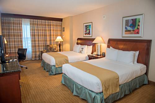 Imagen de la habitación del Hotel Doubletree By Hilton Modesto. Foto 2