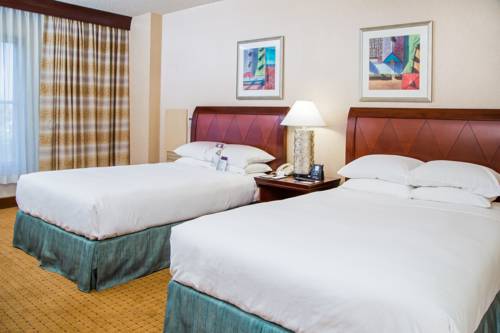 Imagen de la habitación del Hotel Doubletree By Hilton Modesto. Foto 5