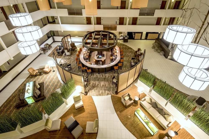 Imagen de los interiores del Hotel Doubletree By Hilton Montgomery. Foto 15