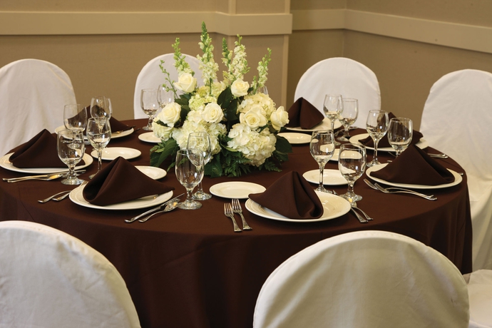 Imagen de los interiores del Hotel Doubletree By Hilton Murfreesboro. Foto 12