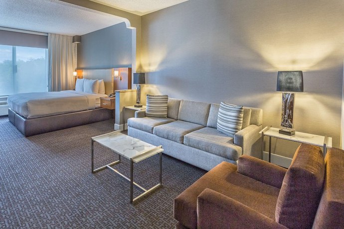 Imagen de la habitación del Hotel Doubletree By Hilton Nanuet. Foto 2