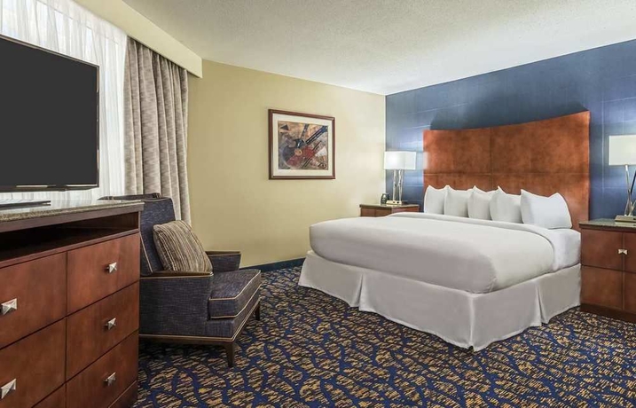 Imagen de la habitación del Hotel Doubletree By Hilton Nashville Downtown. Foto 10