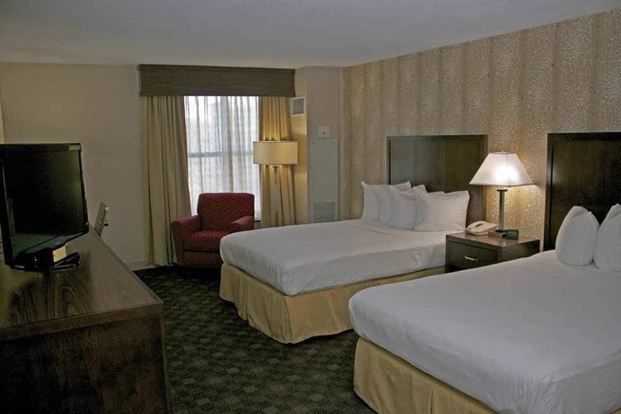 Imagen de la habitación del Hotel Doubletree By Hilton Norfolk Airport. Foto 4