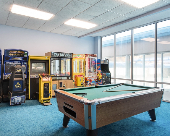 Imagen de los interiores del Hotel Doubletree By Hilton Ocean City Oceanfront. Foto 15