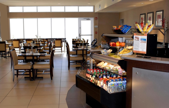 Imagen del bar/restaurante del Hotel Doubletree By Hilton Oklahoma City Airport. Foto 6