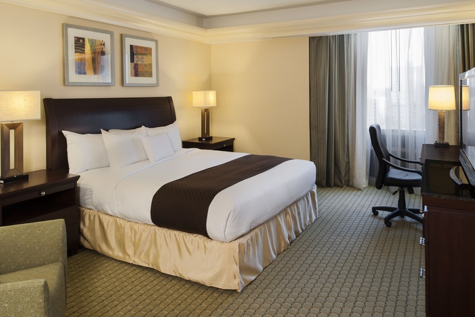 Imagen de la habitación del Hotel Doubletree By Hilton Omaha Downtown. Foto 5