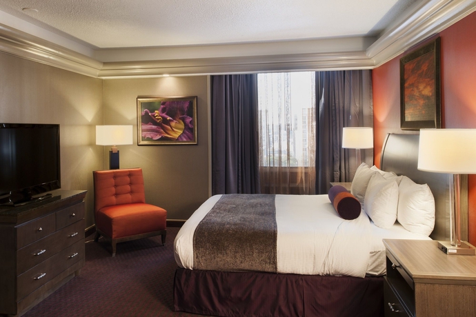 Imagen de la habitación del Hotel Doubletree By Hilton Omaha Downtown. Foto 11
