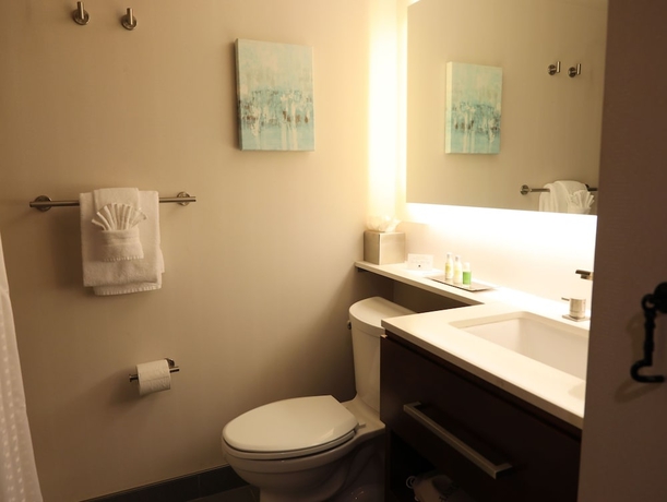 Imagen de la habitación del Hotel Doubletree By Hilton Omaha Southwest. Foto 3