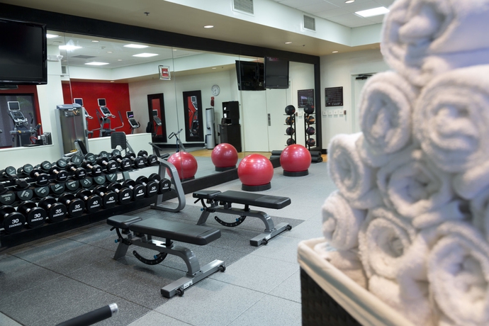 Imagen de los interiores del Hotel Doubletree By Hilton Orlando At Seaworld. Foto 12