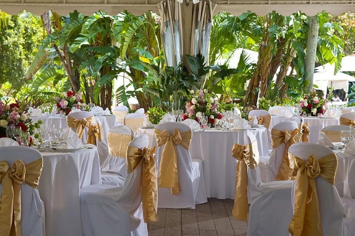 Imagen de los exteriores del Hotel Doubletree By Hilton - Palm Beach Gardens. Foto 11