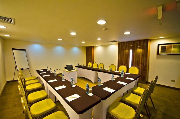 Imagen de los interiores del Hotel Doubletree By Hilton Panama City. Foto 8