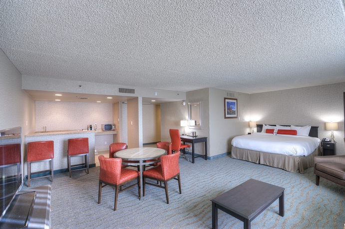 Imagen de los interiores del Hotel Doubletree By Hilton Phoenix North. Foto 9