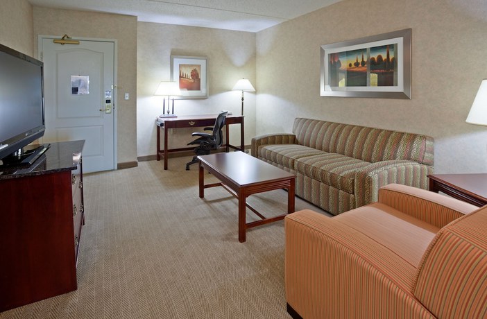 Imagen de la habitación del Hotel Doubletree By Hilton Pleasant Prairie Kenosha. Foto 3