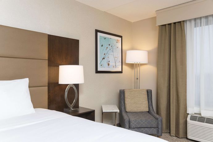Imagen de la habitación del Hotel Doubletree By Hilton Pleasant Prairie Kenosha. Foto 5