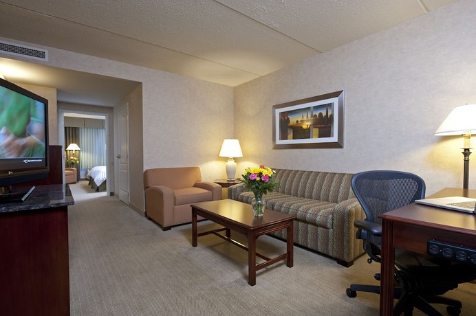 Imagen de la habitación del Hotel Doubletree By Hilton Pleasant Prairie Kenosha. Foto 8