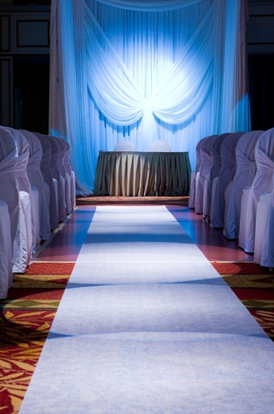 Imagen de los interiores del Hotel Doubletree By Hilton Pointe Claire Montreal Airport West. Foto 8