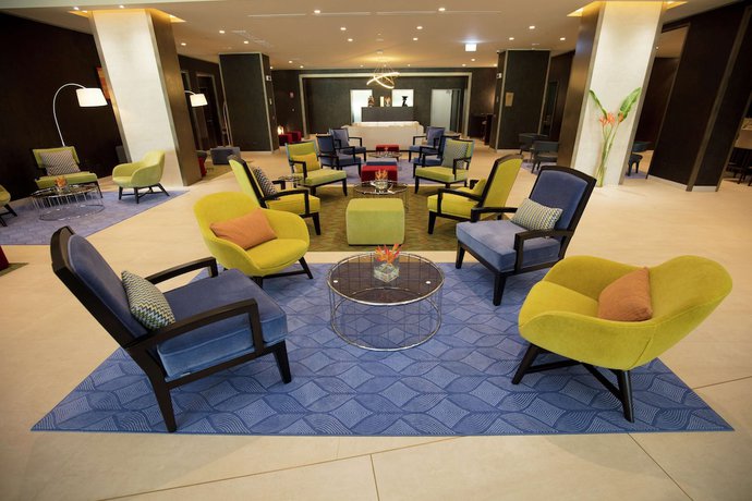 Imagen de los interiores del Hotel Doubletree By Hilton Pointe-noire. Foto 19