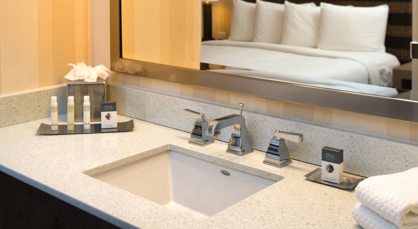 Imagen general del Hotel Doubletree By Hilton Portland - Beaverton. Foto 15