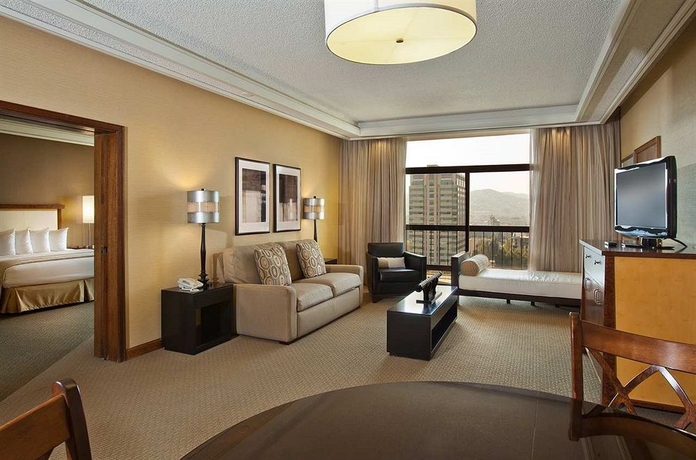 Imagen de los interiores del Hotel Doubletree By Hilton Portland. Foto 9