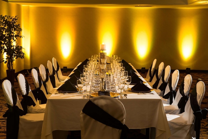 Imagen de los interiores del Hotel Doubletree By Hilton Portland. Foto 18