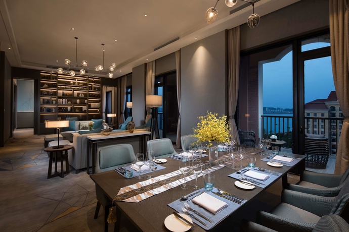 Imagen de la habitación del Hotel Doubletree By Hilton Qingdao Oriental Movie Metropolis. Foto 6