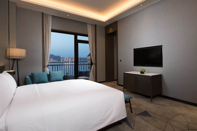 Imagen de la habitación del Hotel Doubletree By Hilton Qingdao Oriental Movie Metropolis. Foto 14