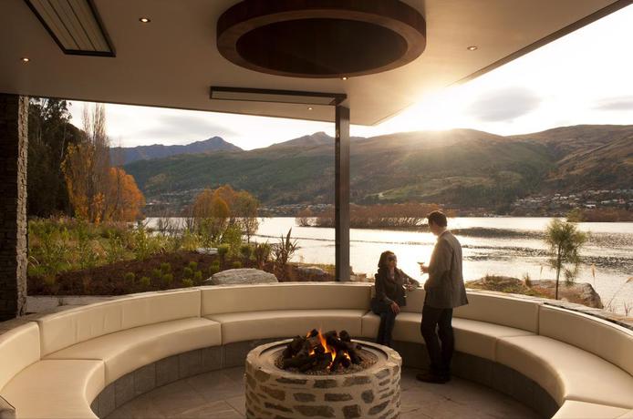 Imagen general del Hotel Doubletree By Hilton Queenstown. Foto 2