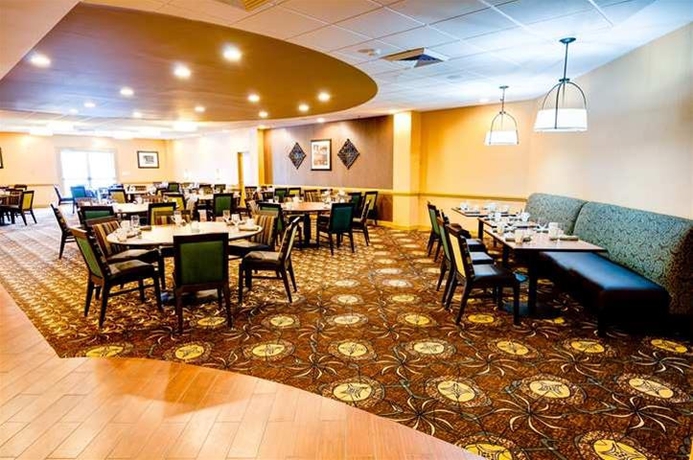 Imagen general del Hotel Doubletree By Hilton Raleigh - Brownstone - University. Foto 12