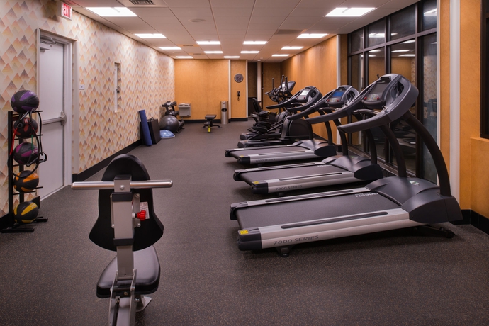 Imagen de los interiores del Hotel Doubletree By Hilton Raleigh Crabtree Valley. Foto 15