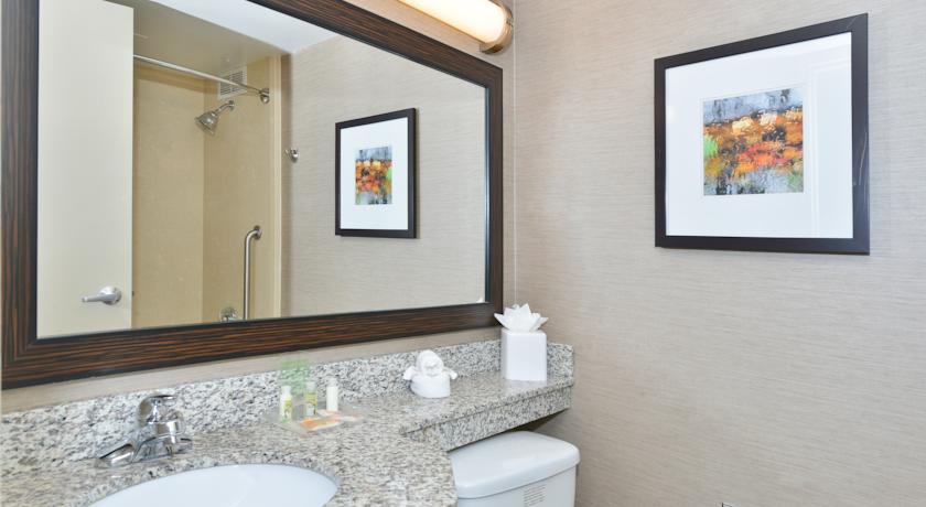 Imagen de la habitación del Hotel Doubletree By Hilton Raleigh Midtown, Nc. Foto 6