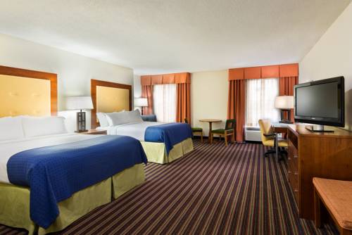 Imagen de la habitación del Hotel Doubletree By Hilton Richmond Airport. Foto 4