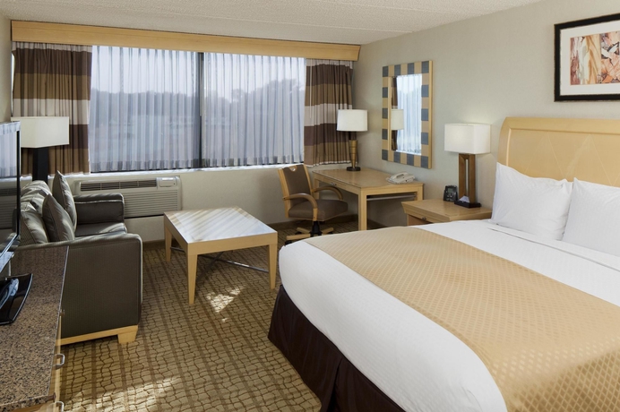 Imagen de la habitación del Hotel Doubletree By Hilton Rochester. Foto 8