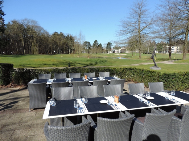 Imagen del bar/restaurante del Hotel Doubletree By Hilton Royal Parc Soestduinen. Foto 3